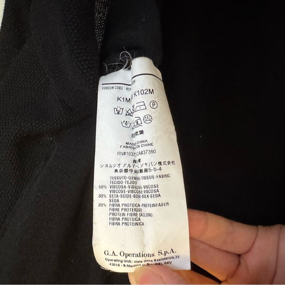 Emporio Armani light-weighted knitted top - Picture 15 of 15